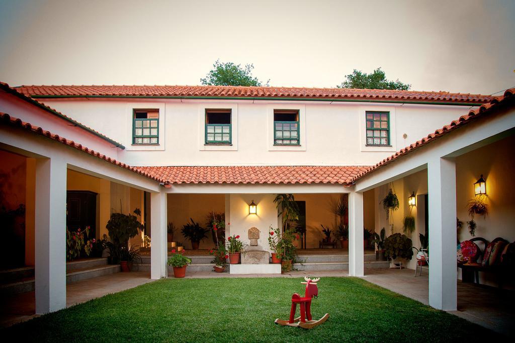 בית הארחה Alquerubim 	Quinta Da Fontoura מראה חיצוני תמונה